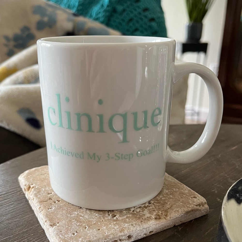 CLINIQUE 💚 Vintage Mug ☕️